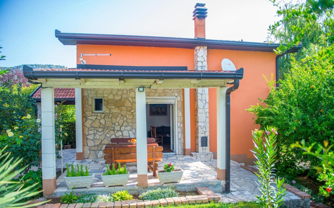 Holiday Home Narona 모스타르 외부 사진